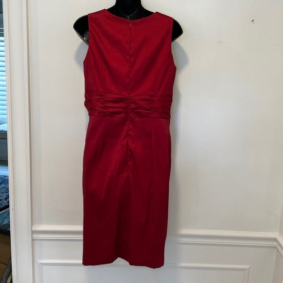 CHETTA B Deep Red Evening Dress Sleeveless in Size 8 - Picture 2 of 9